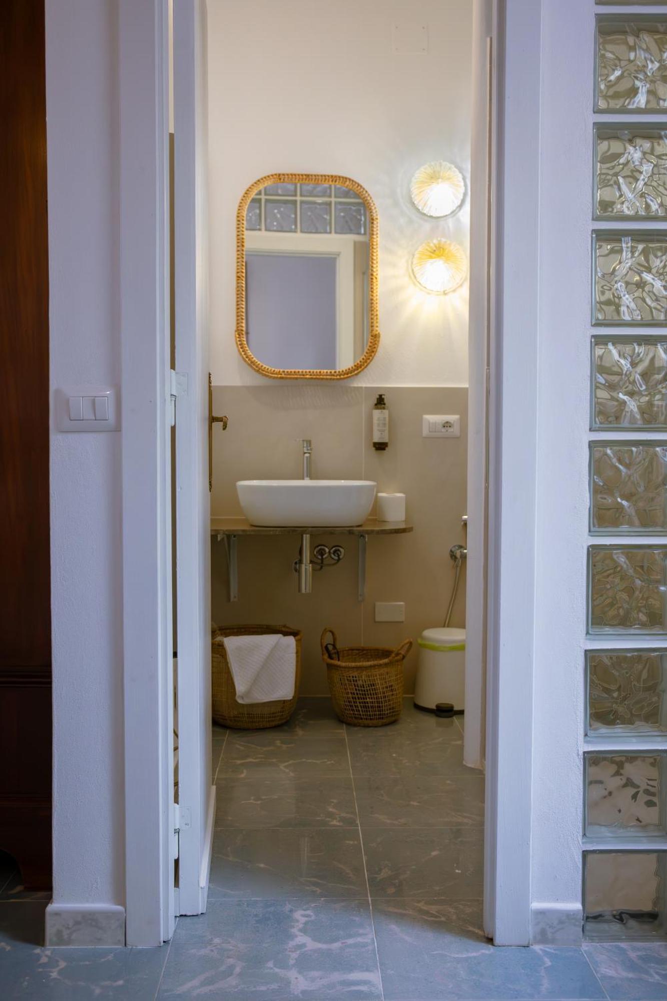 Villa Caterina - Solemar Sicilia เชฟาลู ภายนอก รูปภาพ